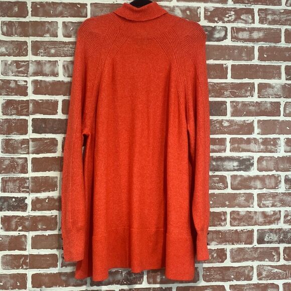 NWT Lane Bryant Women's Red Cowl Neck Soft Pullover Tunic Sweater Size 26/28 - Picture 2 of 10